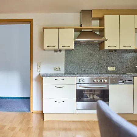 Haus Versettla Apartman